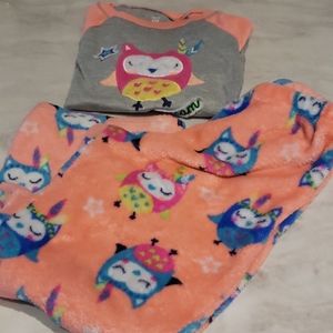 Size small/6x girl pajamas set x3